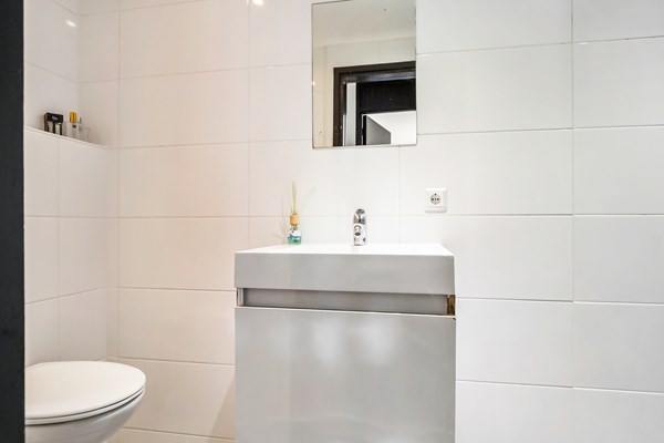 Medium property photo - Van den Berghlaan, 2132 AE Hoofddorp